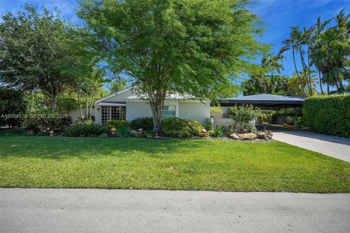 15540 Sw 152nd Ter, Miami, FL, 33187-5462 | Card Image