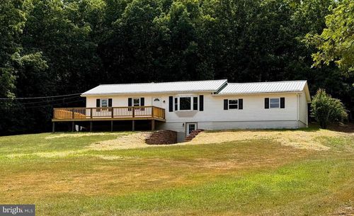 1437 Franklin Pike, PETERSBURG, WV, 26847-8031 | Card Image