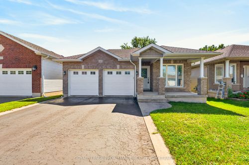1097 Crossfield Ave, Kingston, ON, K7P0G7 | Card Image