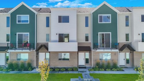 493 E Alice Way, Layton, UT, 84041-4355 | Card Image