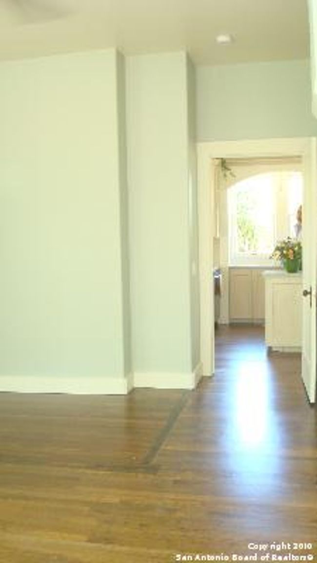 119 Idlewilde Blvd, House other with 2 bedrooms, 3 bathrooms and null parking in Comfort TX | Image 10