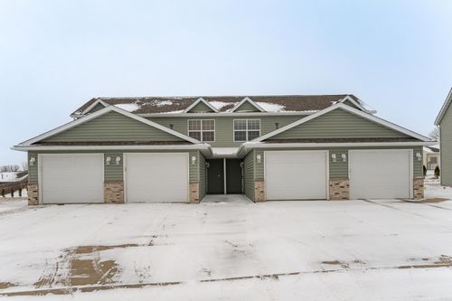 1813 Daniel Lane Ne, Stewartville, MN, 55976 | Card Image