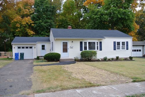 143 W Side Drive, Hamden, CT, 06514 | Card Image