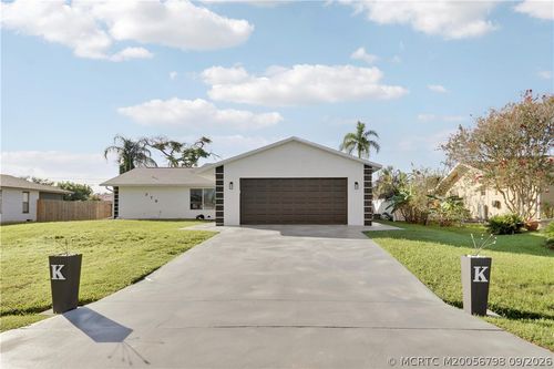 778 Se Albatross Ave, Port Saint Lucie, FL, 34983-3942 | Card Image