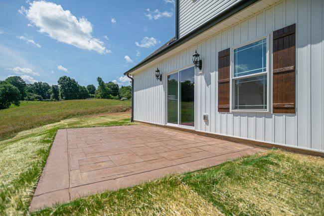 1020 Loggins Rd, House other with 4 bedrooms, 3 bathrooms and 1 parking in Charlotte TN | Image 27