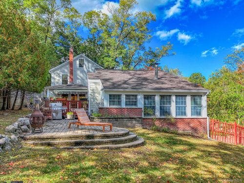 689 Blue Hill Road, River Vale, Out of Area, NJ, 07675 | Card Image