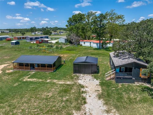 325 Hometown Way, Springtown, TX, 76082-5615 | Card Image