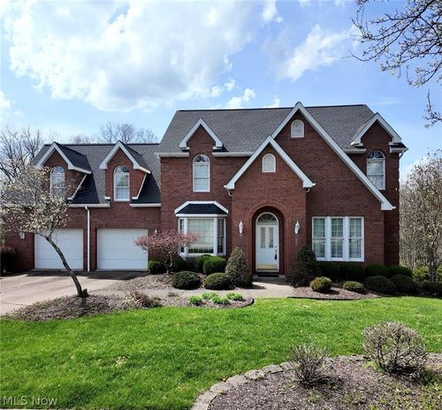 101 Lexington Dr, Saint Clairsville, OH, 43950-1185 | Card Image