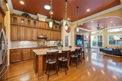 33593 Pebble Brook Cir, Temecula, CA, 92592 | Card Image