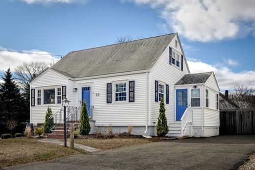 53 Winfield St, Dedham, MA, 02026-6529 | Card Image