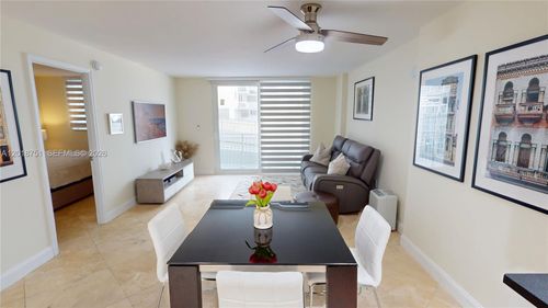 224-345 Ocean Dr, Miami Beach, FL, 33139-6915 | Card Image