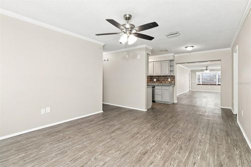 8305 Autumn Oak Ave, PORT RICHEY, FL, 34668-3355 | Card Image