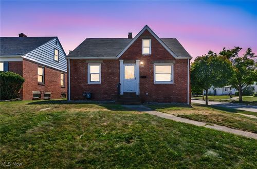 9415 Ansonia Ave, Cleveland, OH, 44144-2520 | Card Image