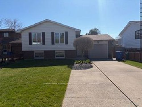 9 Willowdale Pl, Chatham, ON, N7L4N9 | Card Image