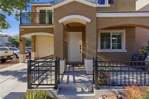 10385 Midnight Iris St, Las Vegas, NV, 89183-4285 | Card Image