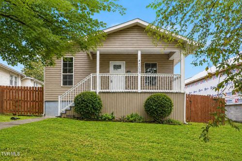 302 1/2 Highland Glen Ct, Johnson City, TN, 37615 | Card Image