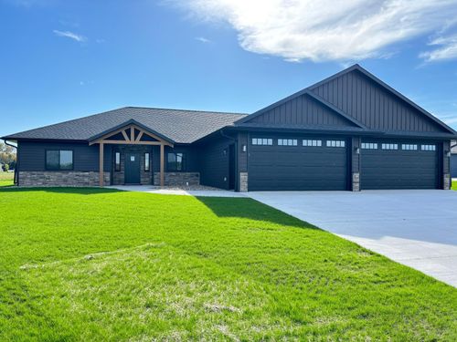 407 Halfaday Dr, Sauk Centre, MN, 56378-1827 | Card Image