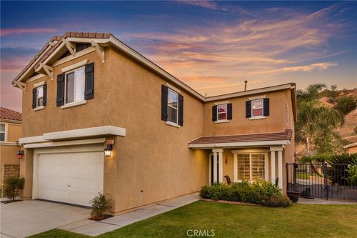 28327 Gibraltar Ln, Castaic, CA, 91384-3811 | Card Image