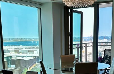 1118 - 133 Seaport Blvd, Condo with 2 bedrooms, 2 bathrooms and null parking in Boston MA | Image 1