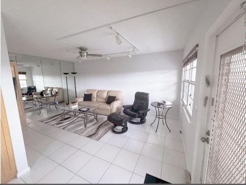 4063 Yarmouth D, Boca Raton, FL, 33434-4544 | Card Image