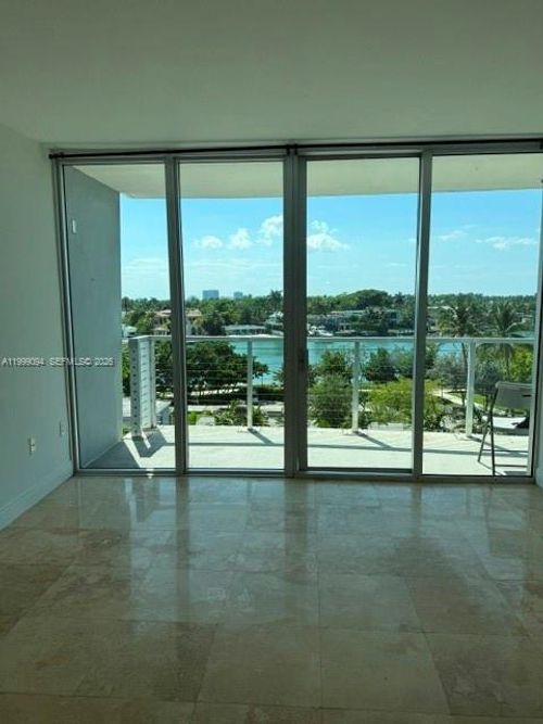 5d-6305 Indian Creek Dr, Miami Beach, FL, 33141-5894 | Card Image