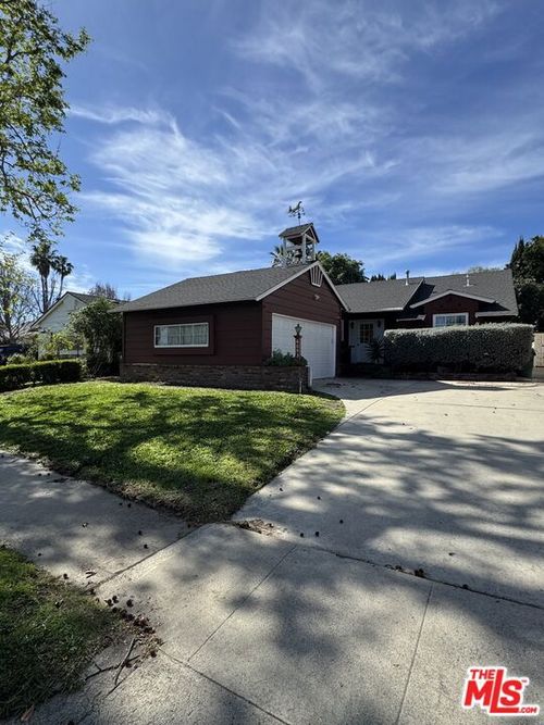 6053 Atoll Ave, Valley Glen, CA, 91401-3105 | Card Image