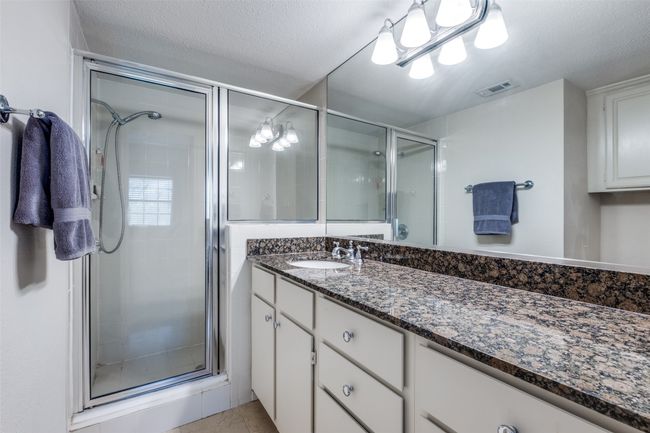UNIT-3 - 4102 Buena Vista St, Condo with 2 bedrooms, 2 bathrooms and null parking in Dallas TX | Image 17