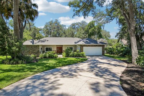 2754 Buckhorn Oaks Drive, Valrico, FL, 33594 | Card Image