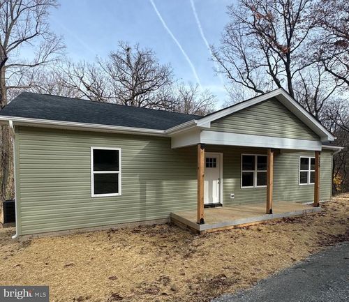 327 Red Bird Ln, HARPERS FERRY, WV, 25425-4539 | Card Image