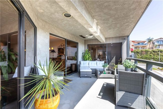 2B - 2270 Stanley Ave, Condo with 2 bedrooms, 2 bathrooms and 2 parking in Signal Hill CA | Image 38