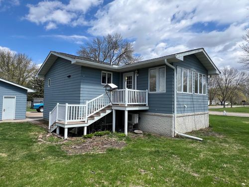 129 E Nelson St, Litchfield, MN, 55355-3521 | Card Image