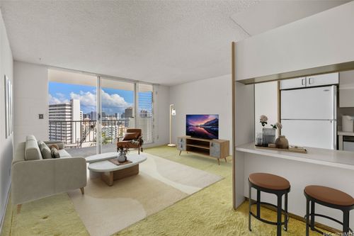 ii702-670 Prospect St, Honolulu, HI, 96813-1936 | Card Image
