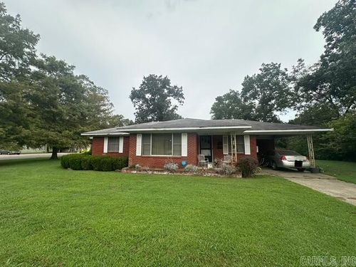218 W 8th St, Lonoke, AR, 72086-2414 | Card Image