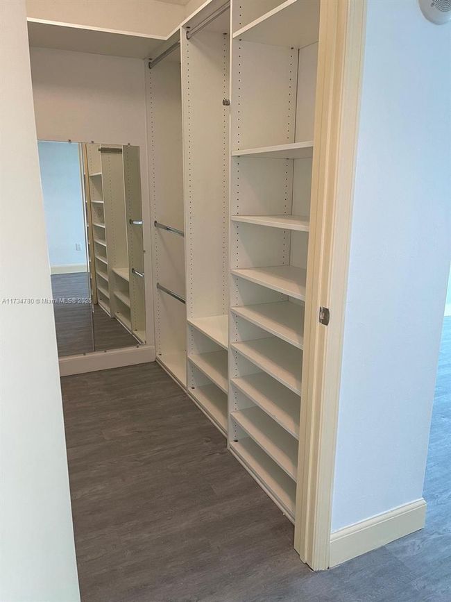 APT-1103 - 15051 Royal Oaks Ln, Condo with 3 bedrooms, 3 bathrooms and null parking in North Miami FL | Image 22