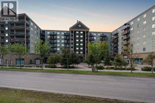 202-8535 Clearwater Dr, Fort Mcmurray, AB, T9H0B7 | Card Image