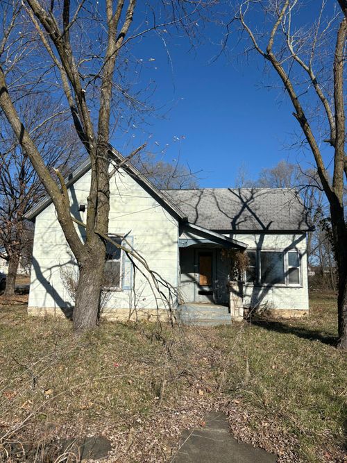 501 E Main St, Humansville, MO, 65674-8540 | Card Image