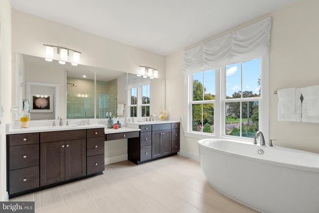 8743 Classic Lakes Way, House other with 4 bedrooms, 5 bathrooms and null parking in MANASSAS VA | Image 9