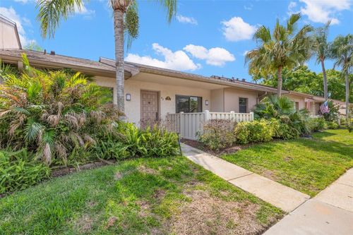 40 Sylvia Pl, OLDSMAR, FL, 34677-2364 | Card Image
