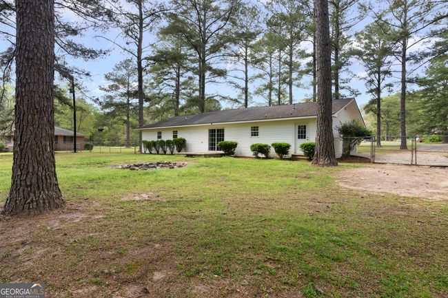 3529 Lisa St, House other with 3 bedrooms, 2 bathrooms and null parking in Dry Branch GA | Image 9