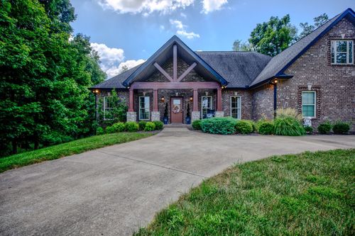380 Sequoia Ln, Clarksville, TN, 37040-6571 | Card Image