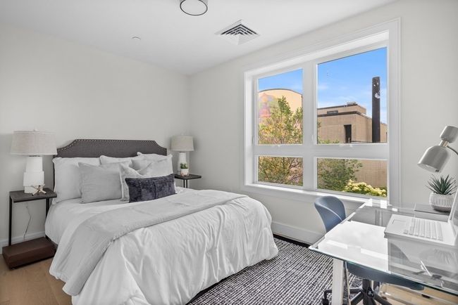 APT-509 - 301 Border St, Condo with 2 bedrooms, 2 bathrooms and 1 parking in Boston MA | Image 14