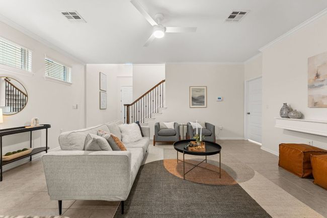 9528 Hunter Ln, House other with 4 bedrooms, 4 bathrooms and 3 parking in Austin TX | Image 4