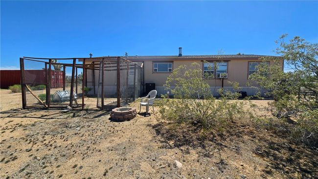 Back of Structure | Image 32