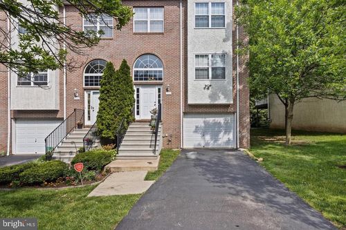 1954 West Ave, CONSHOHOCKEN, PA, 19428-3708 | Card Image