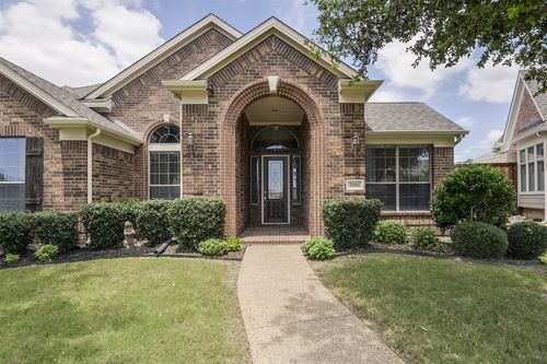 3006 Redcliff Ln, Garland, TX, 75043-1155 | Card Image
