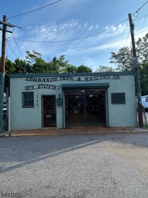 345 Columbia St, Orange, NJ, 07050-2628 | Card Image