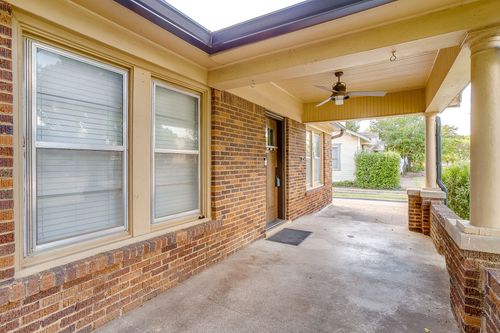 2209 W Rosedale St S, Fort Worth, TX, 76110-1139 | Card Image