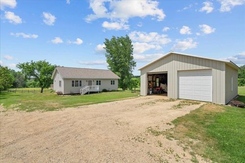 N7905 County Road Bb, Spring Valley, WI, 54767-8236 | Card Image