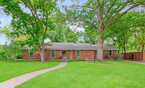 9902 Galway Dr, Dallas, TX, 75218-2821 | Card Image