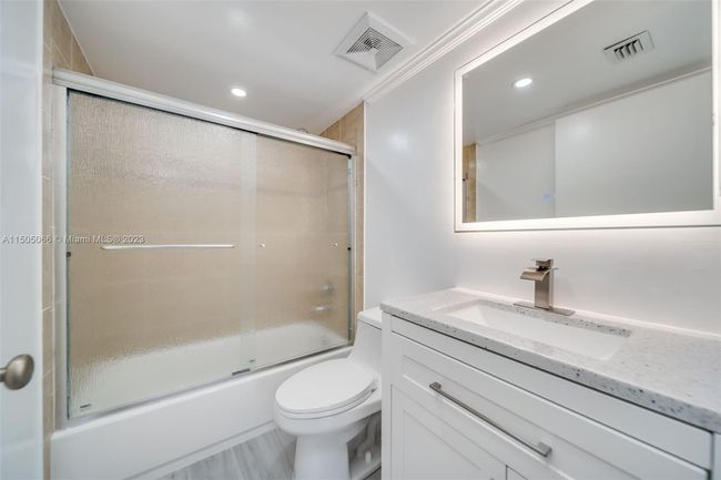 APT-211 - 677 Trace Cir, Condo with 2 bedrooms, 2 bathrooms and null parking in Deerfield Beach FL | Image 25